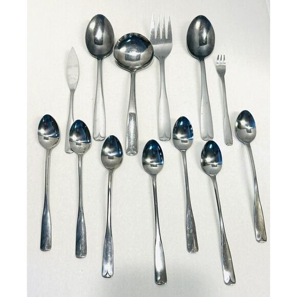Oneida Other - Oneida Northland VILLAGE COMMON Stainless Flatware Glossy Lot of 13 Pieces